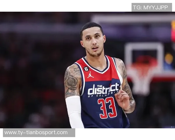 库兹马进攻表现不佳12投仅4中三分球命中率低迷仅得10分5篮板2助攻