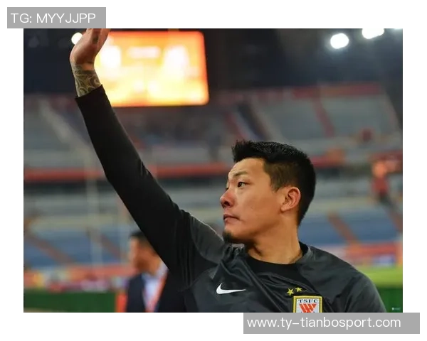 王大雷从杭州中超赛场直奔宁波现场观战WTA单打决赛精彩瞬间不容错过