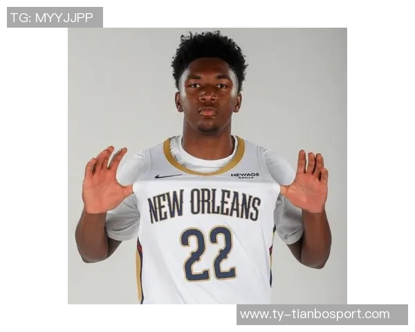 奎因职业生涯首个三双引关注专家称其为2025年NBA选秀最大遗珠