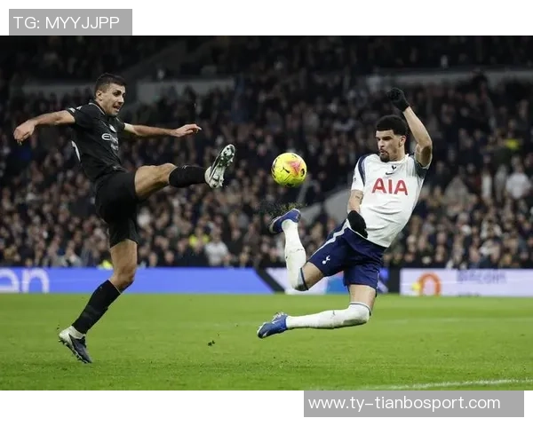英超前瞻:蓝军小胜枪手热刺主场遭曼联强势挑战 英超前瞻:蓝军小胜枪手热刺主场遭曼联强势挑战